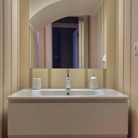 Holiday home Residenza Cavour Center *